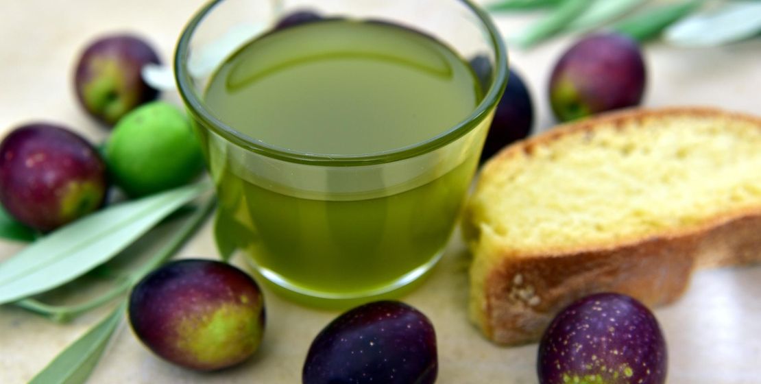 Olive, Öl, Brot; Foto: pixabay